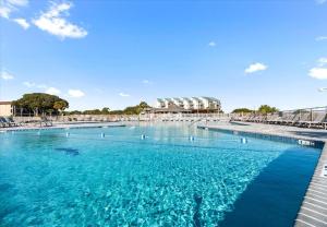 Hilton Head Beach & Tennis B148