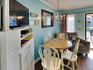 Hilton Head Beach & Tennis B148