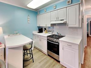 Hilton Head Beach & Tennis B148