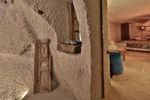 The Owl Cave Hotel