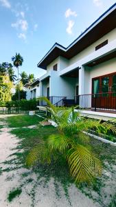 2-Bedroom Maduea Wan House