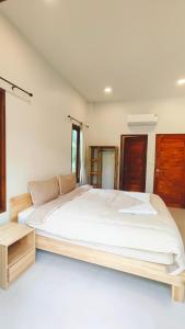 2-Bedroom Maduea Wan House
