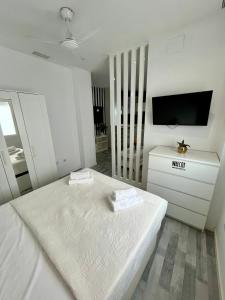 GATU Alquiladores "preferente para mayores de 21 años y familias"