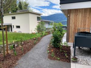 Waldblick - Neubau - Self-Check-In - kein Verkehr - am Wald - Parkplätze vor Tür - apartment or double room