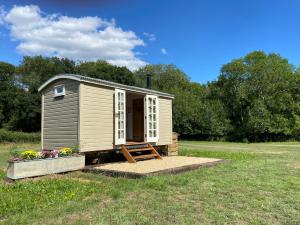 Shepherds Hut 2
