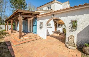 Cozy Home In Notre Dame De Riez
