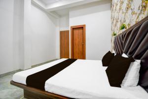 Hotel O Singh & Banquet Hall