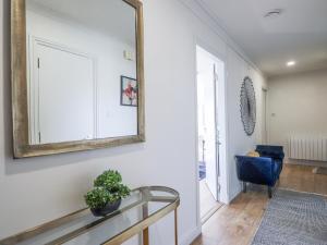 Flat 10