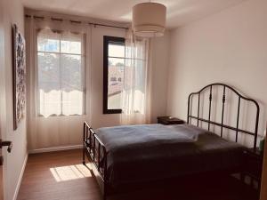 New house, everything within walking distance, swimming pool