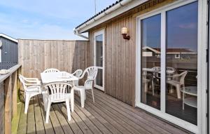 2 Bedroom Cozy Home In Thisted