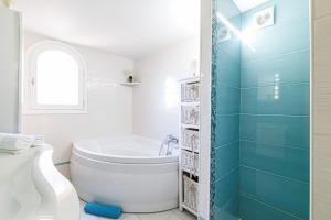 Maisons de vacances VILLA LAVANDINE - Maison Provencale avec Piscine - Magnifique vue : photos des chambres