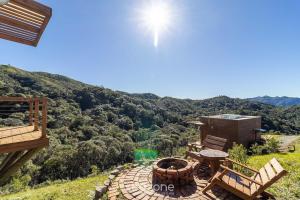 Cabana com vista deslumbrante na serra VST020