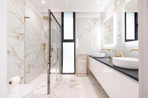 Villas VILLA PIBONSON - Villa d Exception a Mougins - Luxe, Piscine et Spa : photos des chambres
