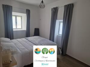 Carbonças River Apartments