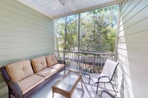 81 Del Ray Drive 2B 3 Bedroom condo with pool close to the Marshwalk