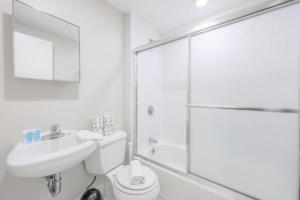 Quaint Studio Apt Steps from Back Bay