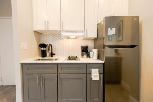 Spacious and Bright Studio