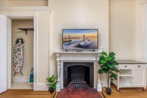 Cozy Back Bay 1 Bed 1 Bath