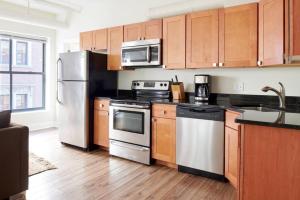 Bold and Spacious 2 Bed in Boston Financial District