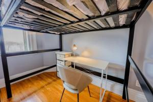 Spacious Back Bay 2BR