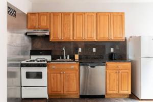 Simple 1BR steps to Boston Common and South End