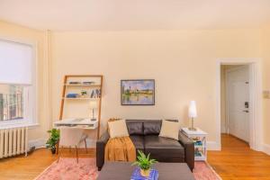 Centrally Located Back Bay 1 Bedroom