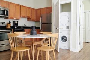Wonderful FIDI 2br with Keyless Entry