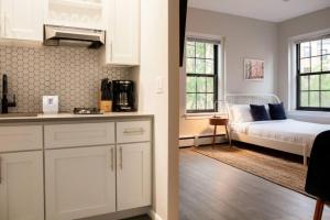 Modern Studio in South End