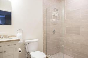 Prime Location Beacon Hill and Financial District