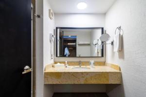 Mesón Ejecutivo Guadalajara Minerva - Av México