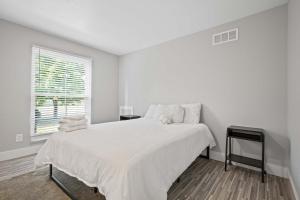 Bright & Airy Urban Unit Walk to Everything