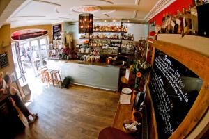 Bar/lounge