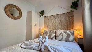 Cozy Historical Andalusian 3BR House Peachy Stays