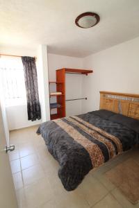 White and Yellow Stone en San Miguel