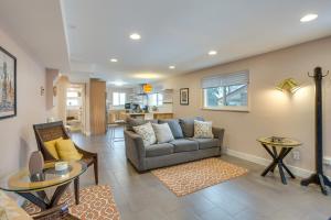 9 Mi to Dtwn: Quiet South Denver Apartment