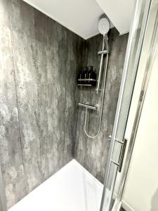 Hornby Hottub and Jacuzzi Suites