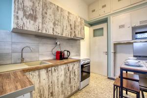 Acropolis Vintage Apartment