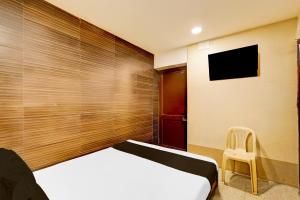 Hotel O Saligramam Chennai