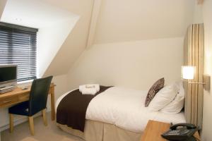 Single Room - Second Floor