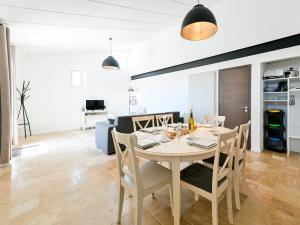 Maisons de vacances Gite de la Tiboire - Salle de Festivites et Salle de Jeux : photos des chambres