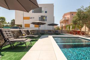 Villa Pagus with pool and private parking