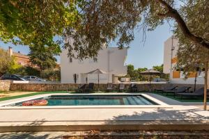 Villa Pagus with pool and private parking