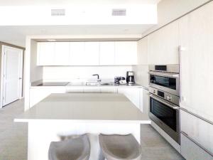 Luxury 3-bedroom with breathtaking view - Daily resort fee and parkingincluded