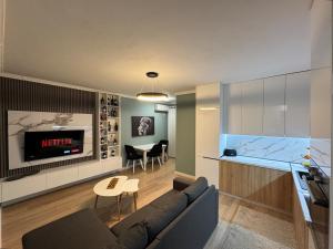 Ideal Apartment