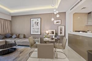 Elite Escapes - Glamorous 1BR DAMAC Paramount B