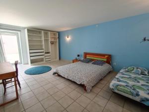 Maisons d'hotes Moulin de Montizeau : Chambre Triple - Accessible aux Personnes à Mobilité Réduite