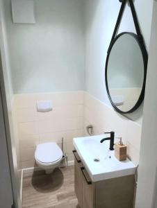 Trendy 2 BR Apartment with private terrace&parking