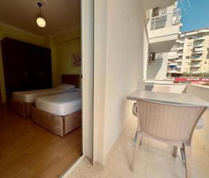 Vlorë - GGpremiumstays beachfront ApartHotel - 2 double bedrooms first line exclusive view with 2 balconies