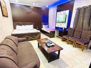 Hotel Nizamuddin Fab