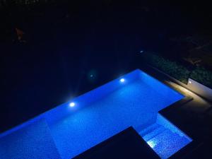 Sea view apartment with heated pool